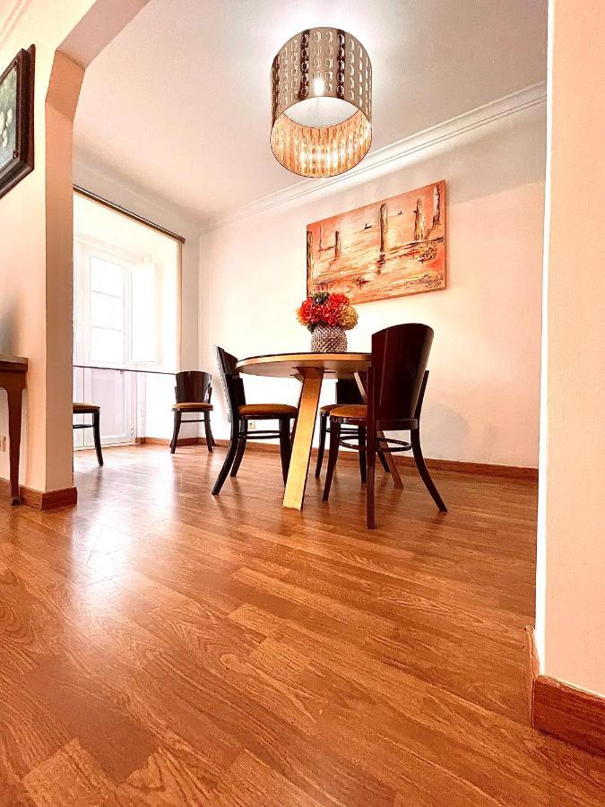 Santos Luxos Apartment Lisboa Екстериор снимка